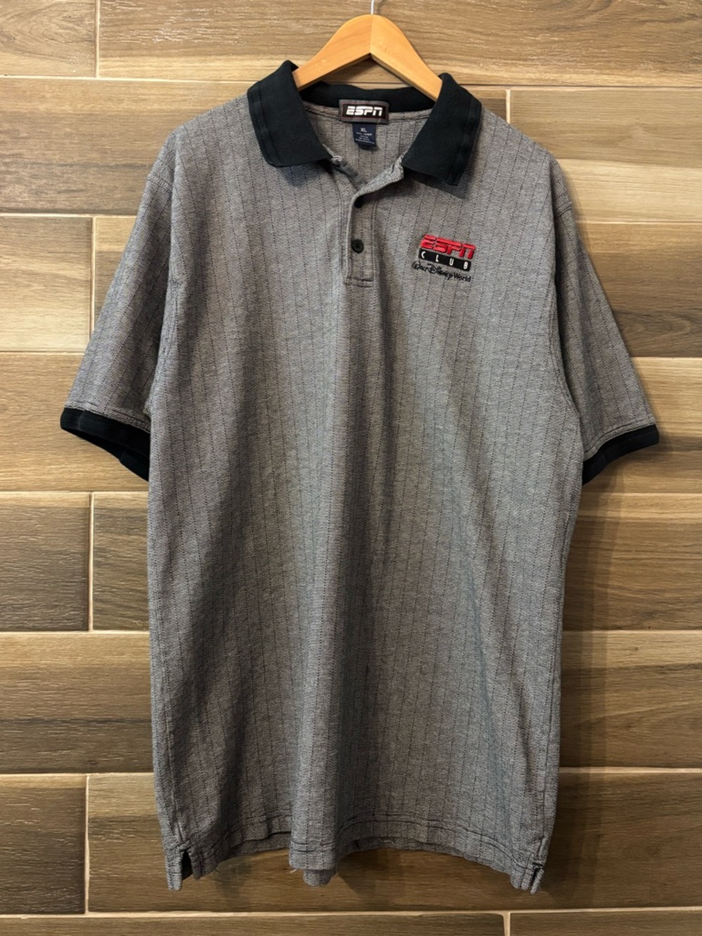 Vintage ESPN Club Disney World Grey Golf Shirt Polo Size XL 90s Y2K Embroidered